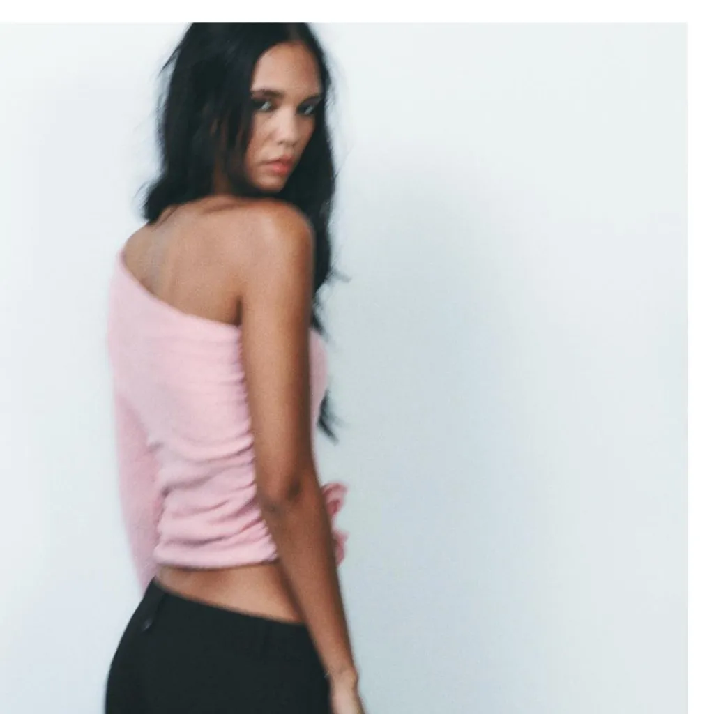 NWOT Zara Openwork Knit Top With Floral Appliques Bloggers Fave Asymmetric Wool - Image 6