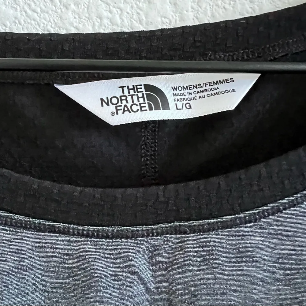 The North Face Black Gray Mixed Media mesh T-shirt Tee Flash Dry Large - Image 2