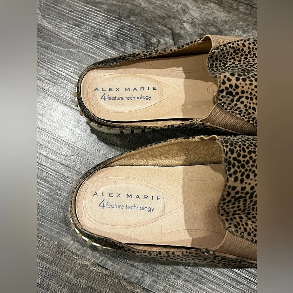 FINAL PRICE ALEX MARIE 4 Feature Technology Slip On Shoes - Image 5