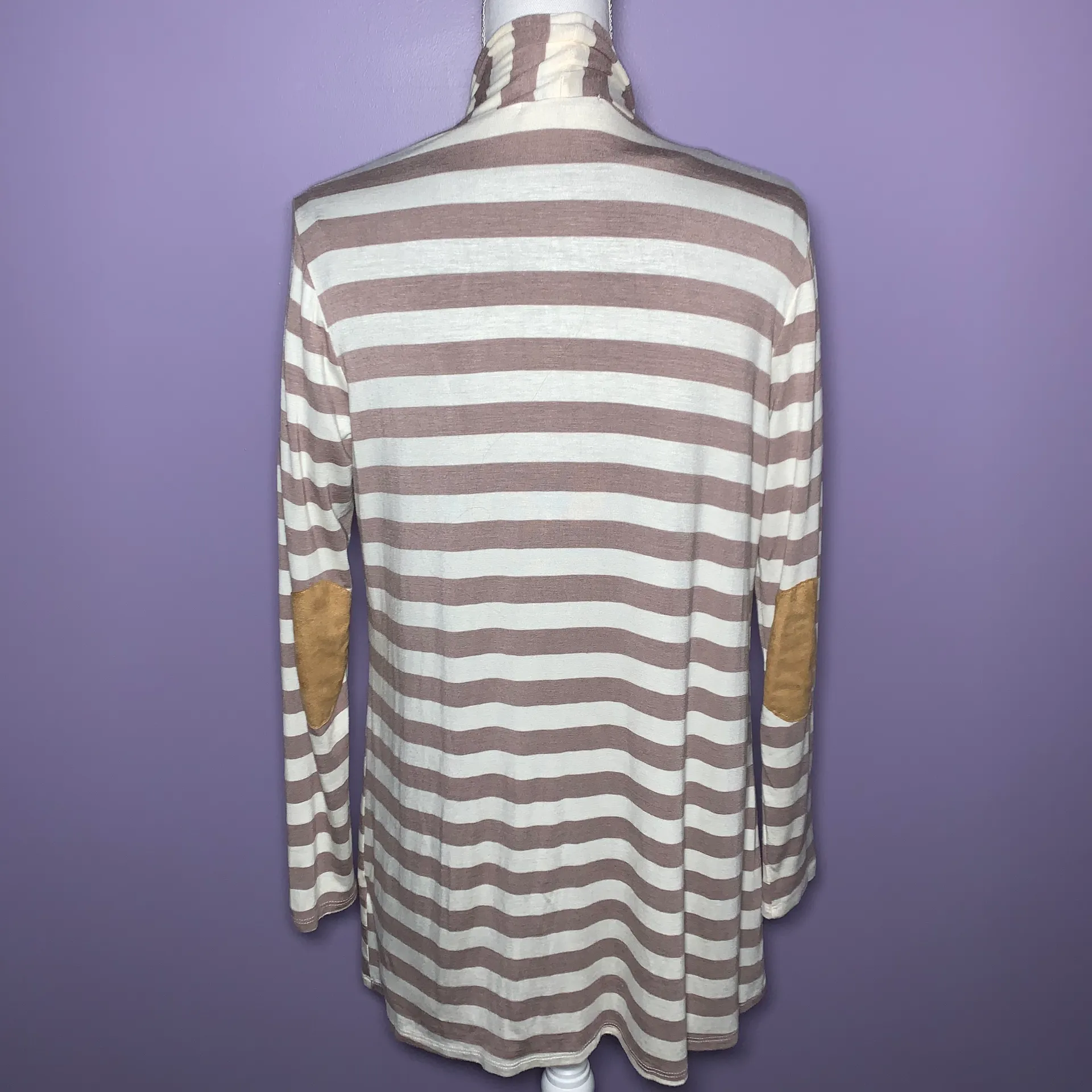 Boutique Tan and Cream Striped Cardigan - Image 7