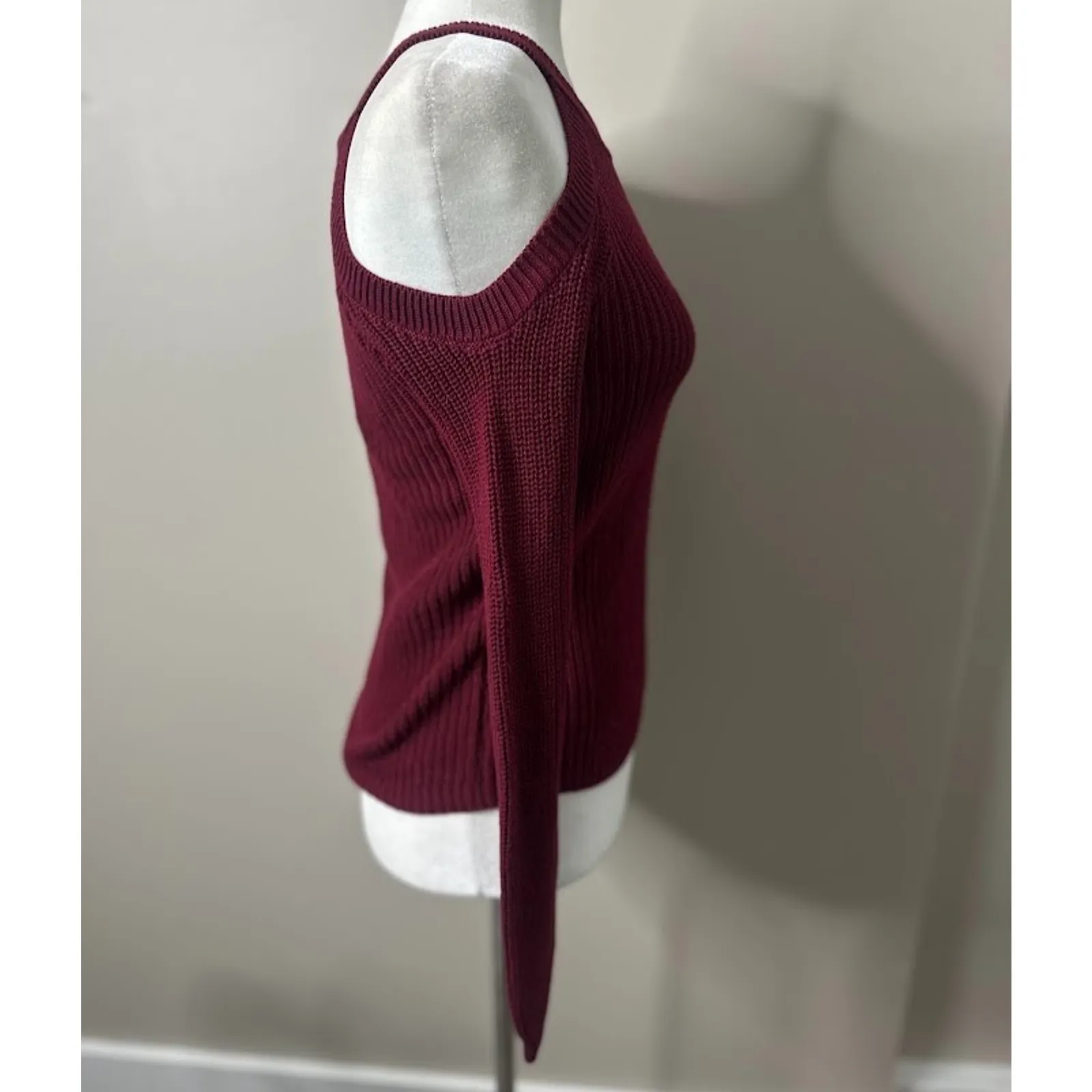 TIMING Sweater Womens Small Preppy Cold Shoulder Long Sleeve Pullover Knit Berry - Image 4