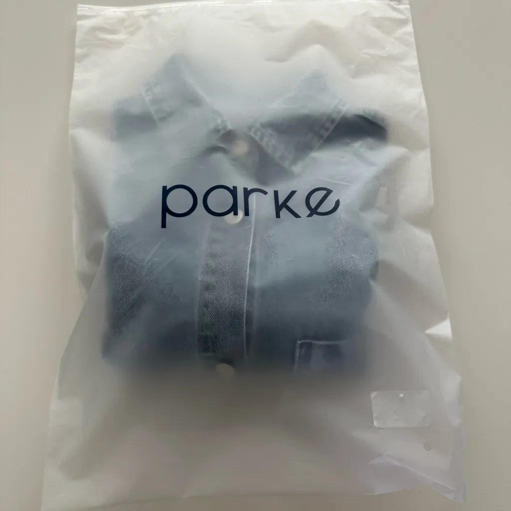 Parke Long Sleeve Denim Shirt Small NWT - Image 12