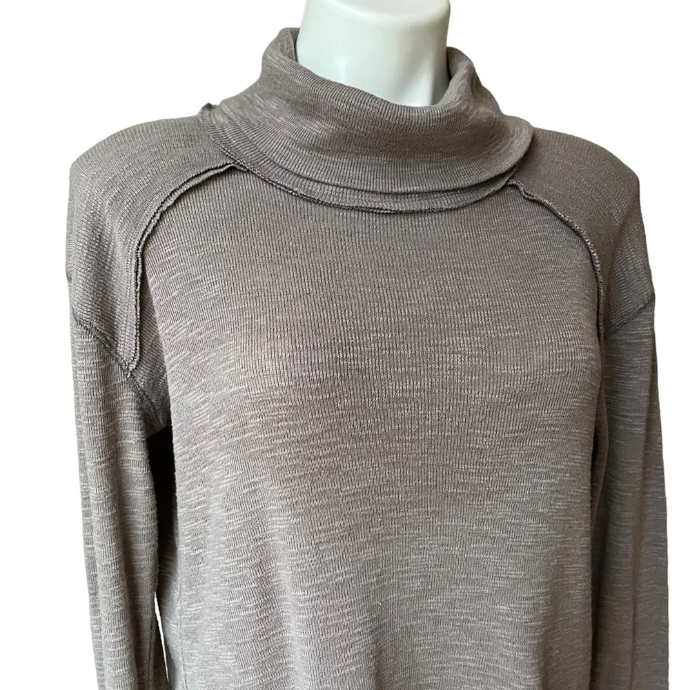 Free People We The Free Taupe Brown Split Back Turtleneck Knit Sweater Size M - Image 11