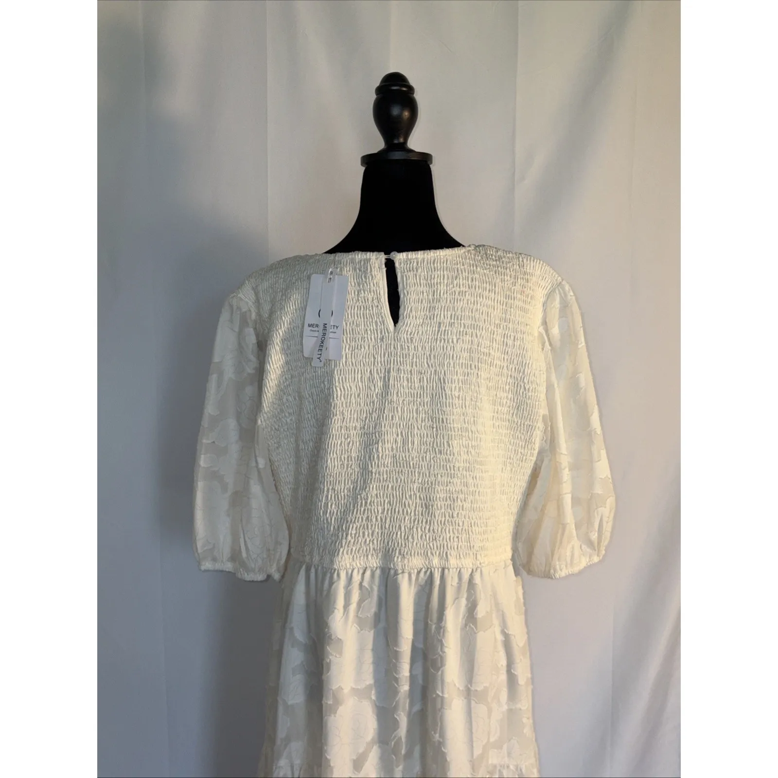 Merokeety Women’s Smocked Bodice Puff Sleeve Tiered Midi Dress Size XXL - Image 5