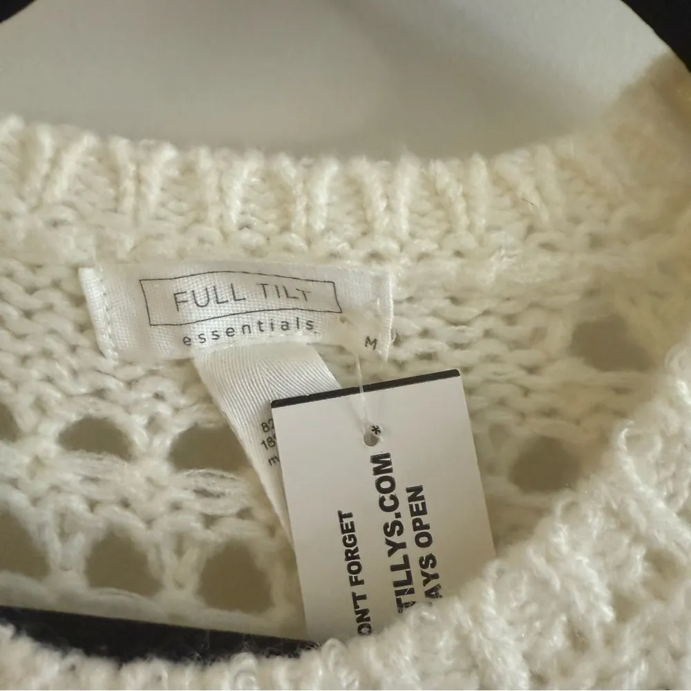 NWT FULL TILT ESSENTIAL  KNIT TOP - Image 3