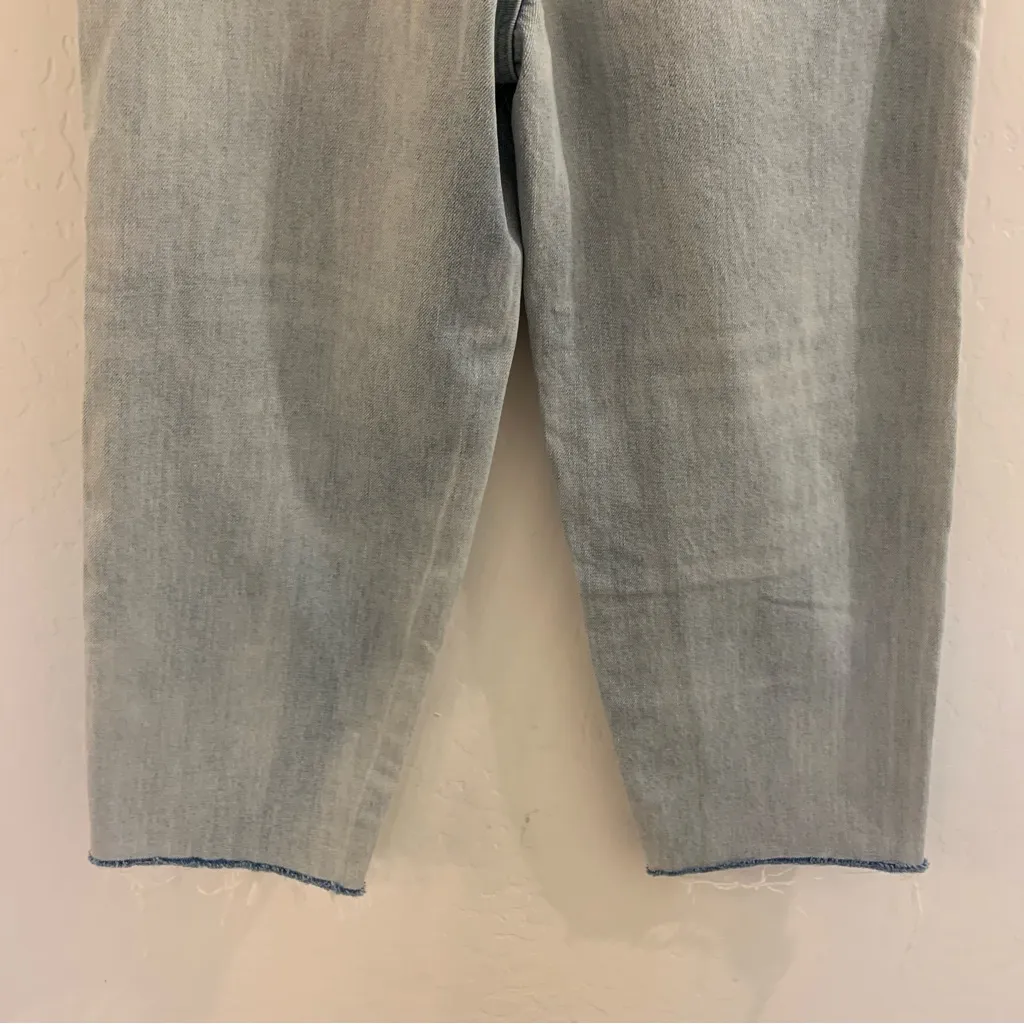 7 For All Mankind Balloon High Waist Distressed Raw Hem Jeans Size 26 - Image 10