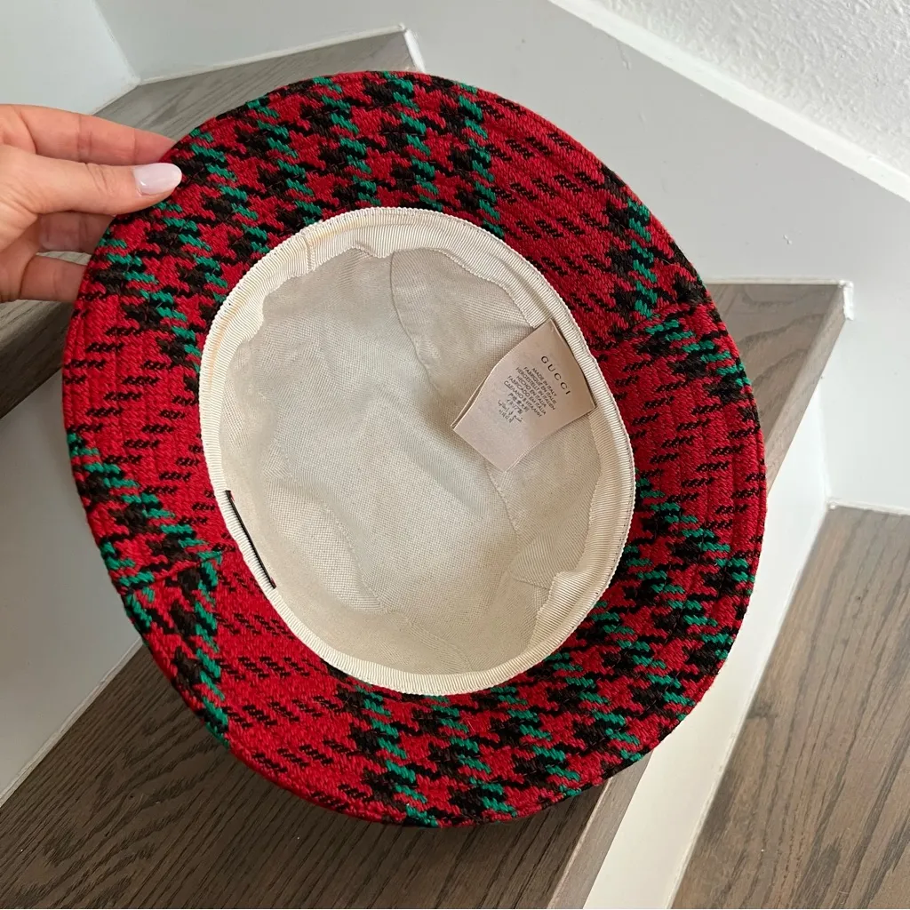 Gucci Wool Houndstooth Bucket Hat in Red - Image 4