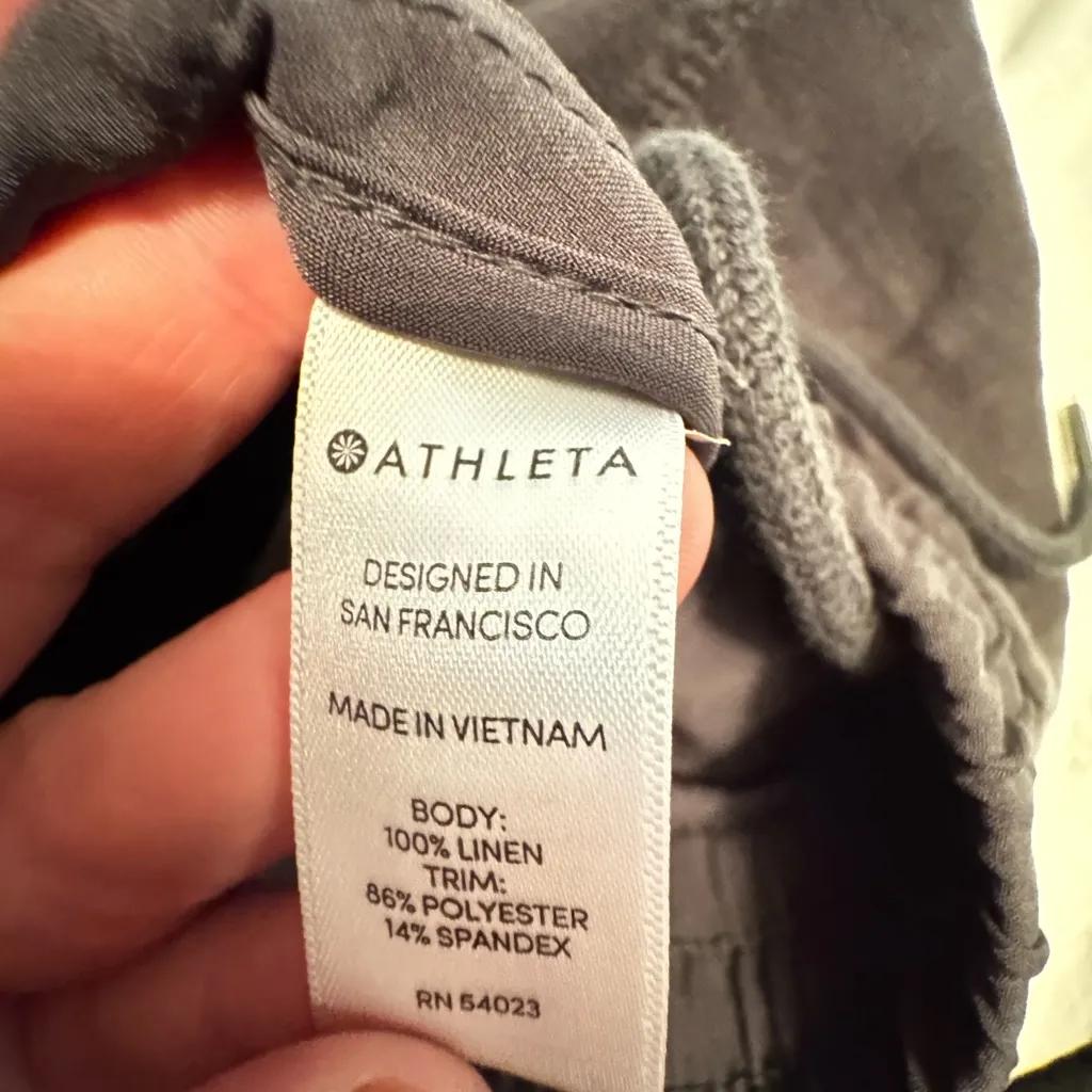 Athleta Beachside Bali Linen Shorts black size 4 - Image 12