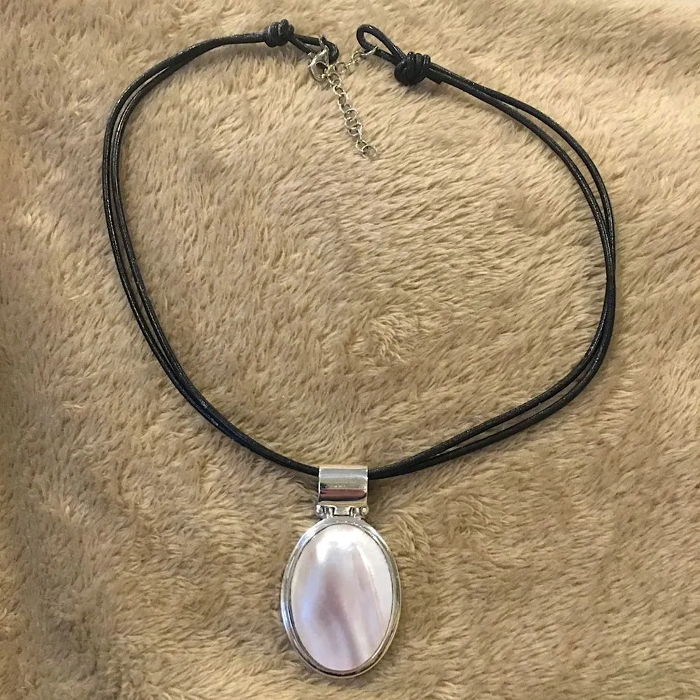 EXEX Claudia Agudelo Mother of Pearl Sterling Silver Leather Necklace - Image 5