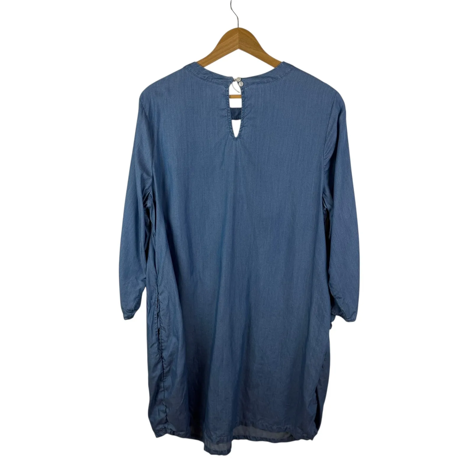 Crown & Ivy Curvy Blue Tencel Chambray Dress Size 2X Boho Peasant Pom Pom Trim - Image 5