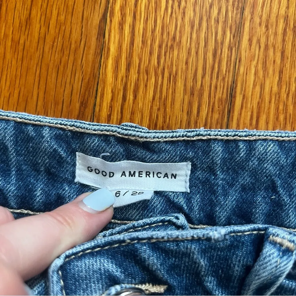 Good American  denim mini skirt size 6/28 - Image 2