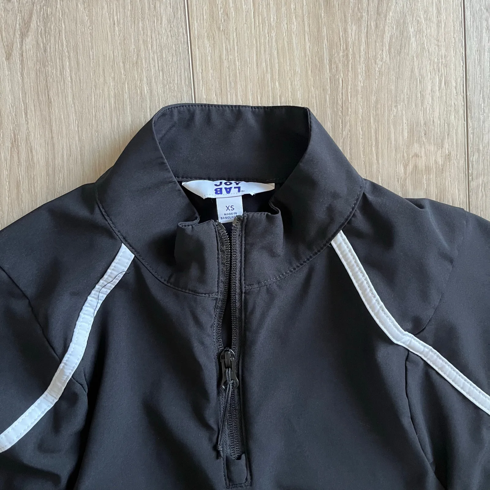 JoyLab Women’s Black Cropped Windbreaker Sz XS - Image 4