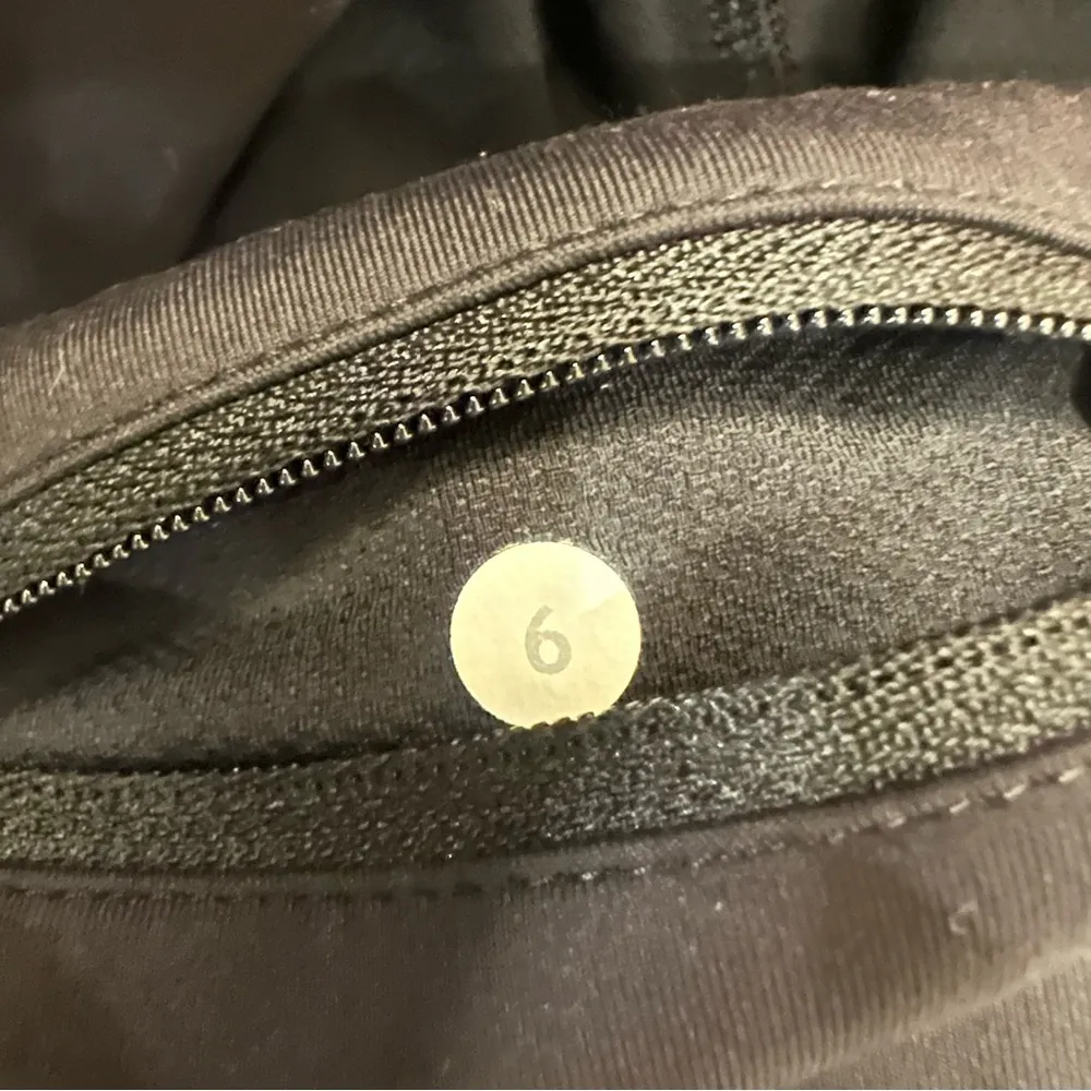 Lululemon Run: Pace Setter Skirt Skort in Black Size 6 - Image 3