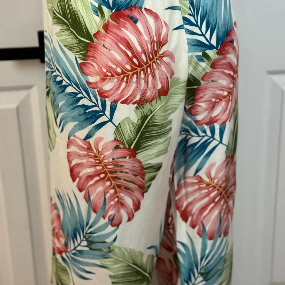 SEE YOU MONDAY Floral Tropical Wide Leg Rayon Jumpsuit Size XL. E99 - Image 2