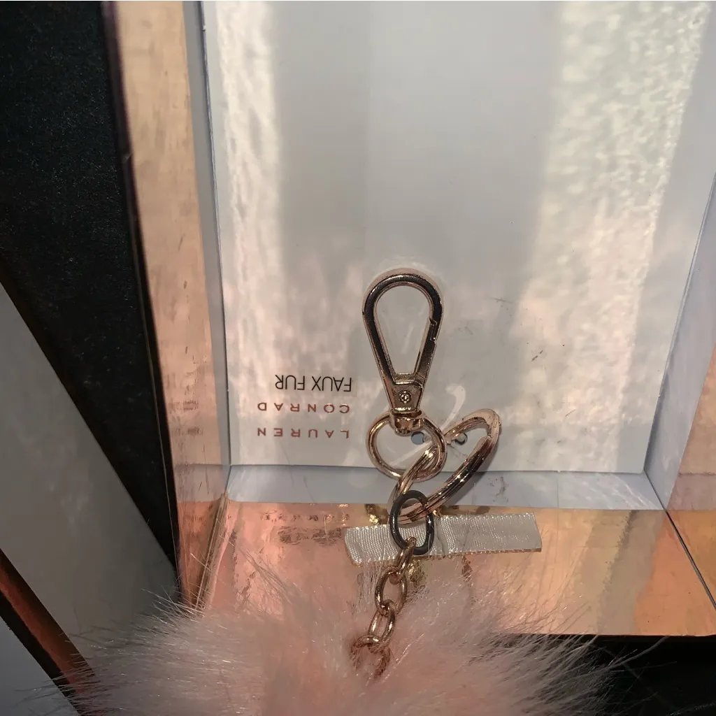 LC Lauren Conrad Keychain Faux Fur Two Tone Pink and Wine Pom Pom New In Box - Image 5