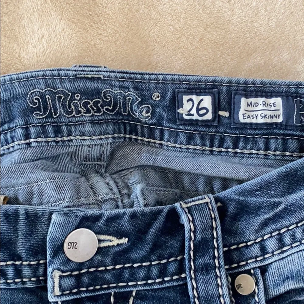 EUC Miss Me Skinny Jeans - Image 5