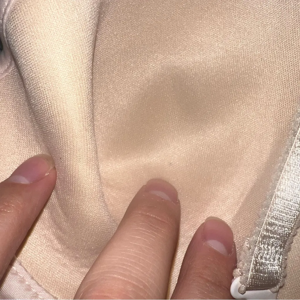 NWT Carnival Invisible Torselette in Nude Size 34C Style 426 Detachable Straps Tan - Image 10