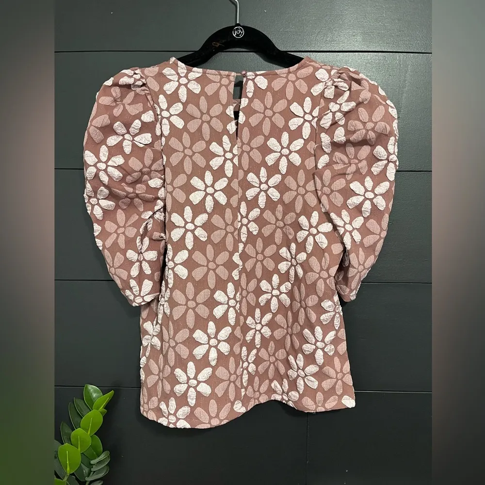 BIBI Balloon 3/4 Sleeve Textured Floral Top Women’s Shirt Size Small NWT - Image 6