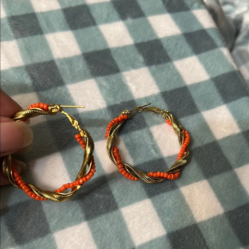 Chic Twisted Gold and Orange Beaded Earrings - Image 3