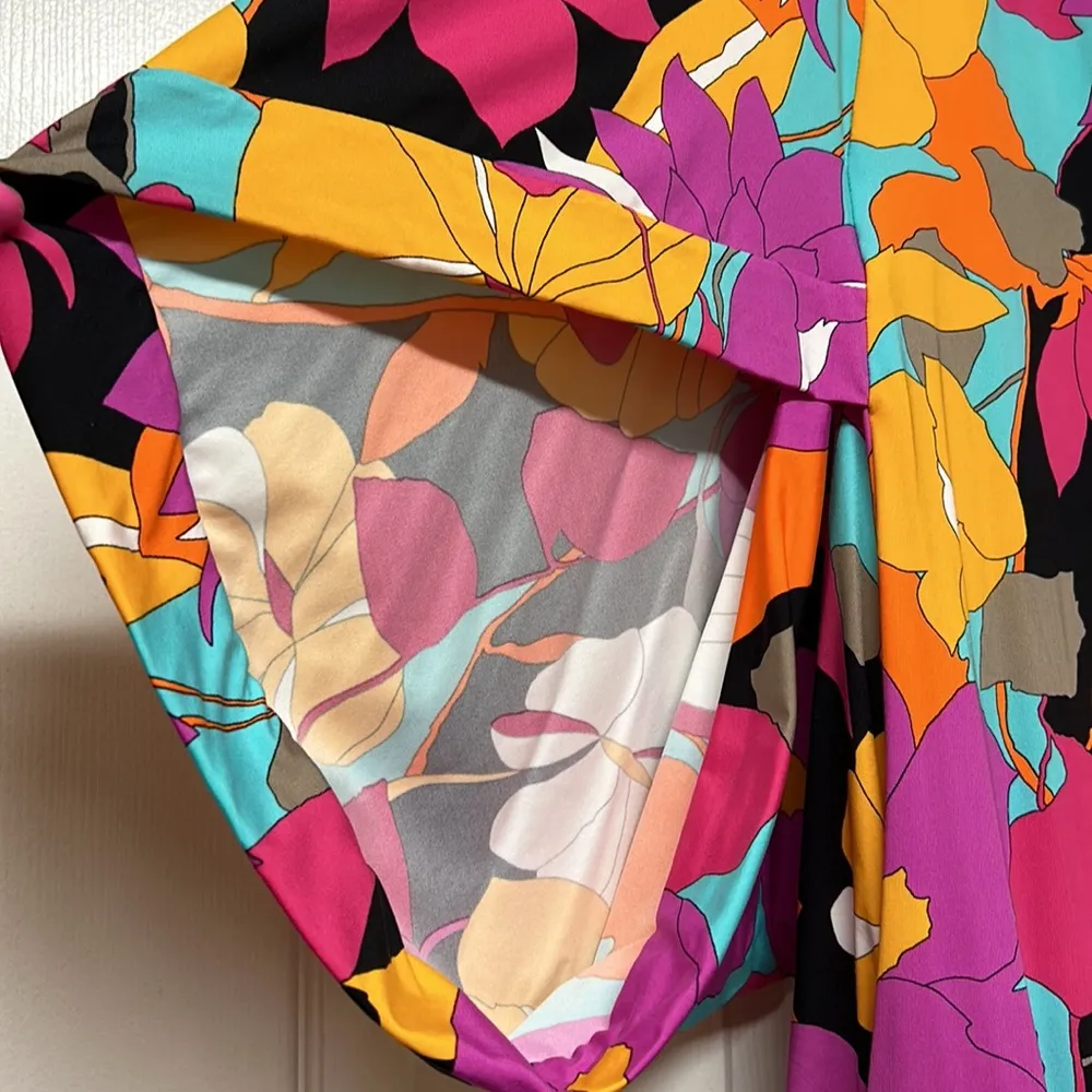 🆕 Trina Turk Drape-sleeve cover-up tunic💥 - Image 7