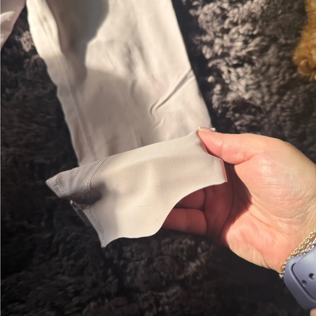 Lululemon  Athletica Light Gray Leggings - Image 3