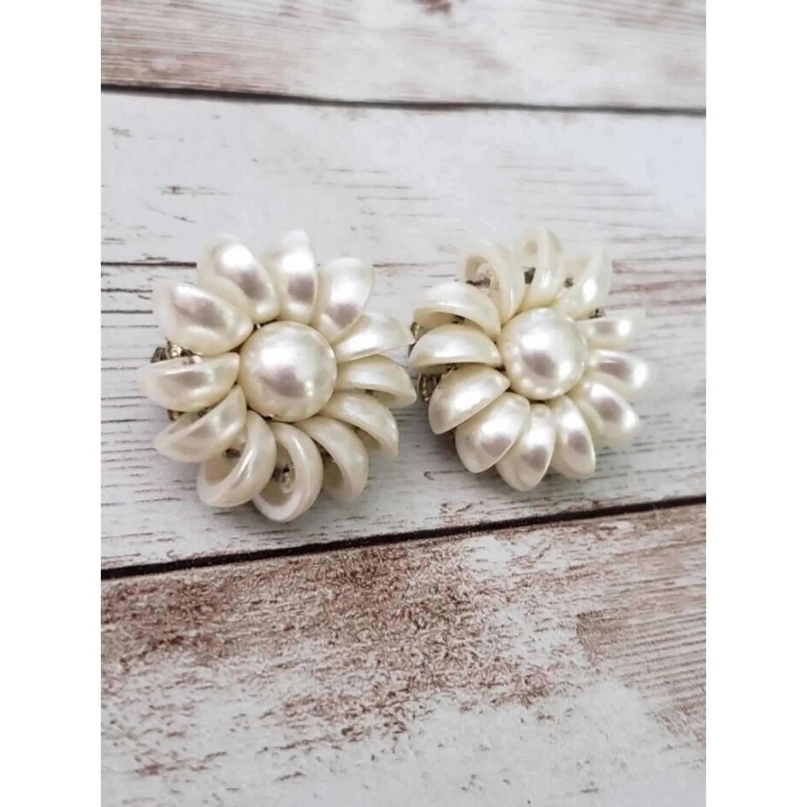 Vintage Clip On Earrings - Image 2