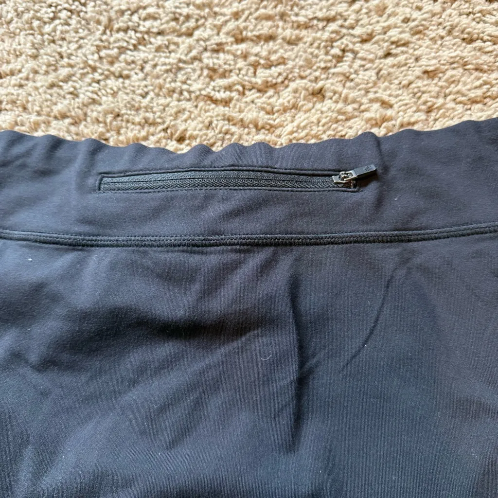 Athleta black Skort /capri Leggings - Image 5