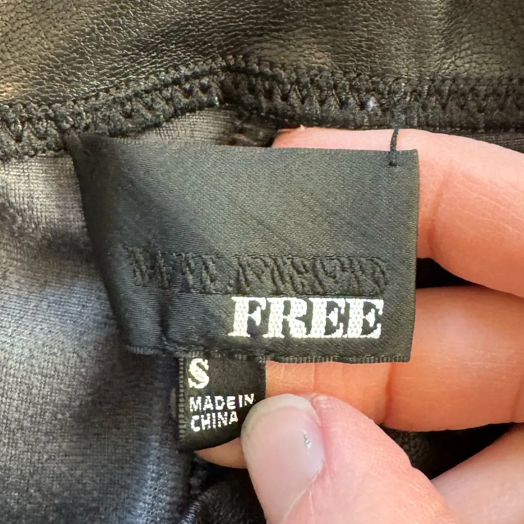 Wilfred Free Pleather Stylish Women’s Pants - Image 7