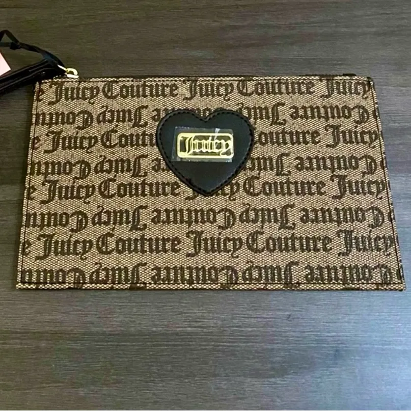 NWT Juicy Couture Wristlet - Image 2