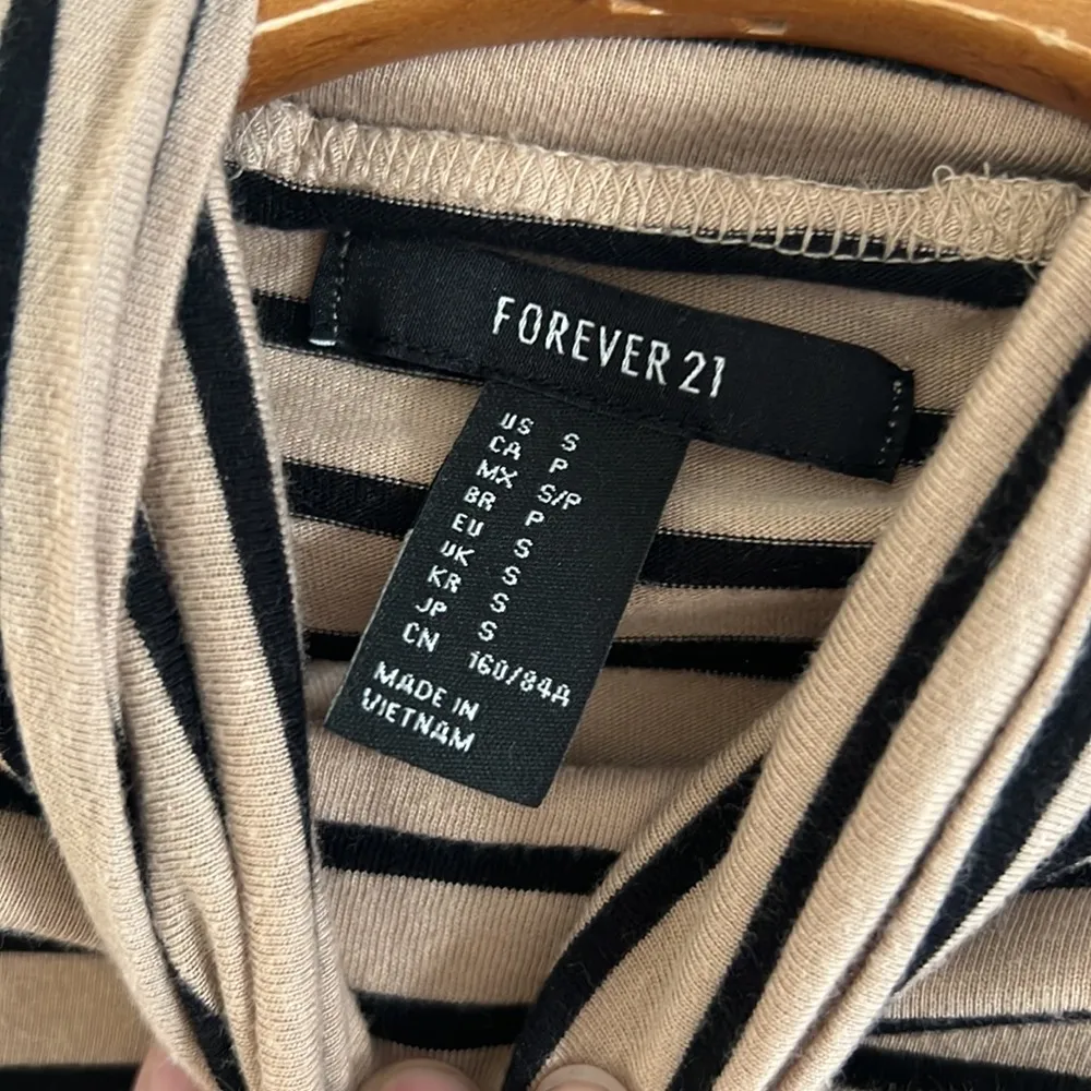 Forever 21 Long Sleeve - Image 2