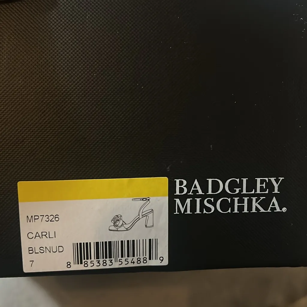 Badgley Mischka Carli Square Toe Triple Flower High Heel Sandals, Size 7, NEW - Image 6