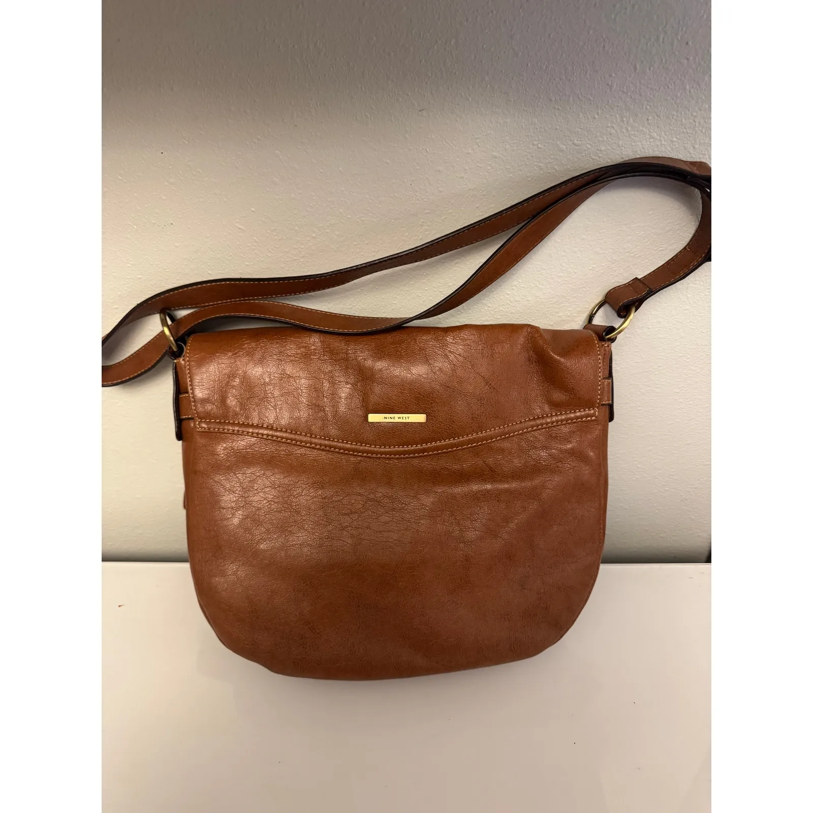 Nine West brown leather crossbody purse - Image 2