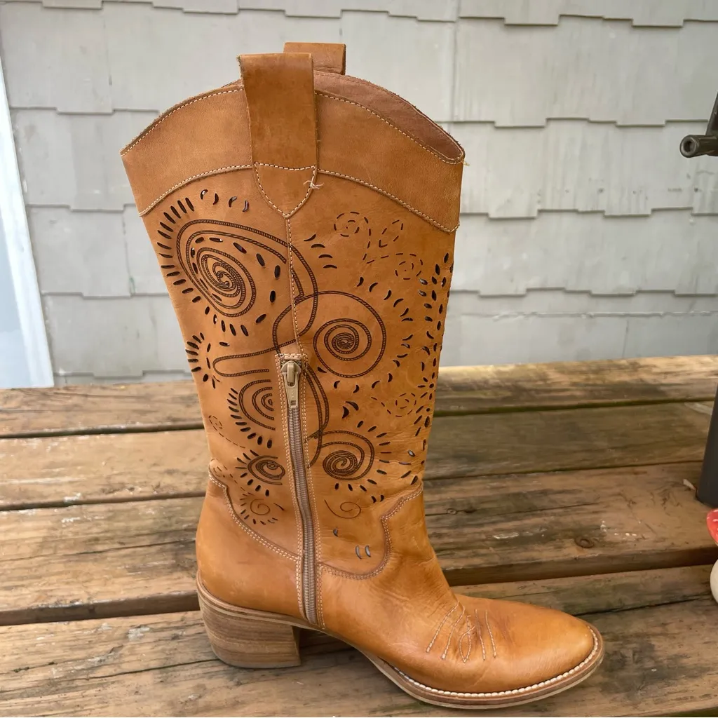 Bata Boots Lavorazione Artigiana Italian Laser Cut‎ Boho Western Leather 40 Brown Size 9 - Image 7