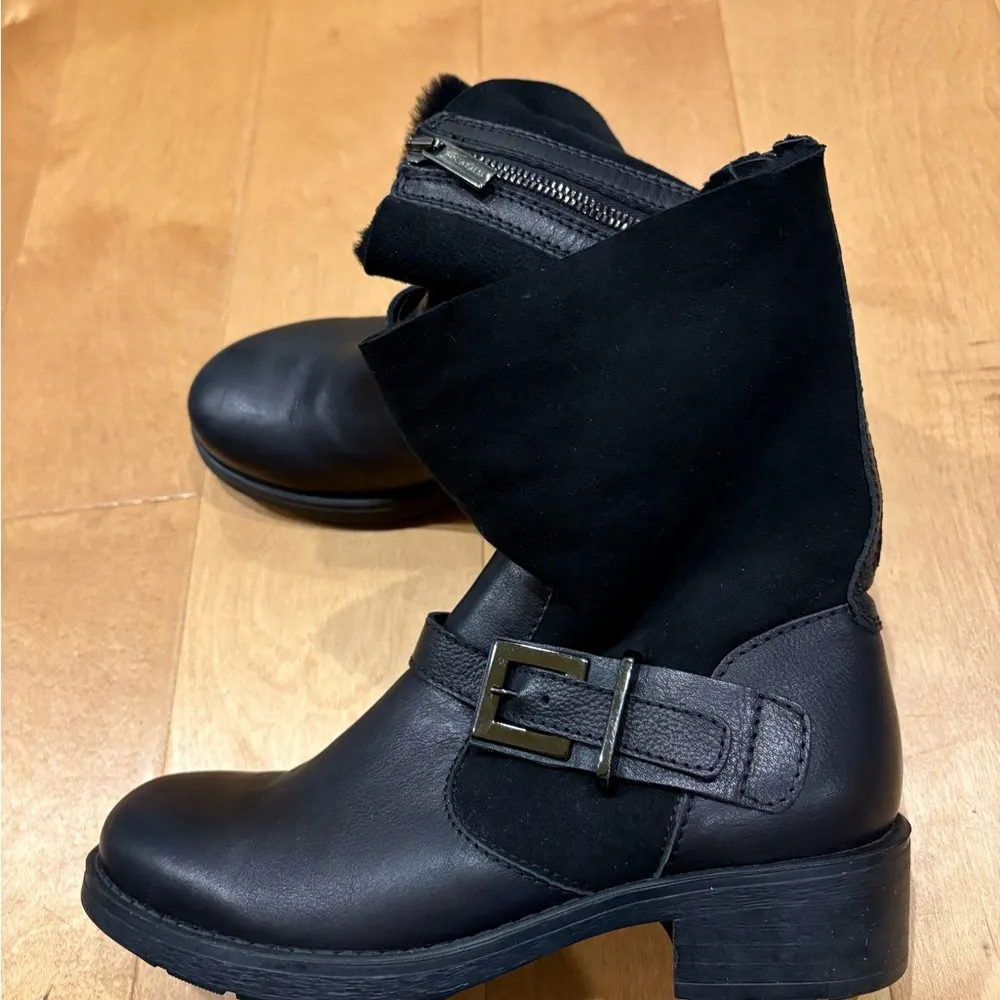 Aquatalia
Leather Moto Boots black 7.5 - Image 3