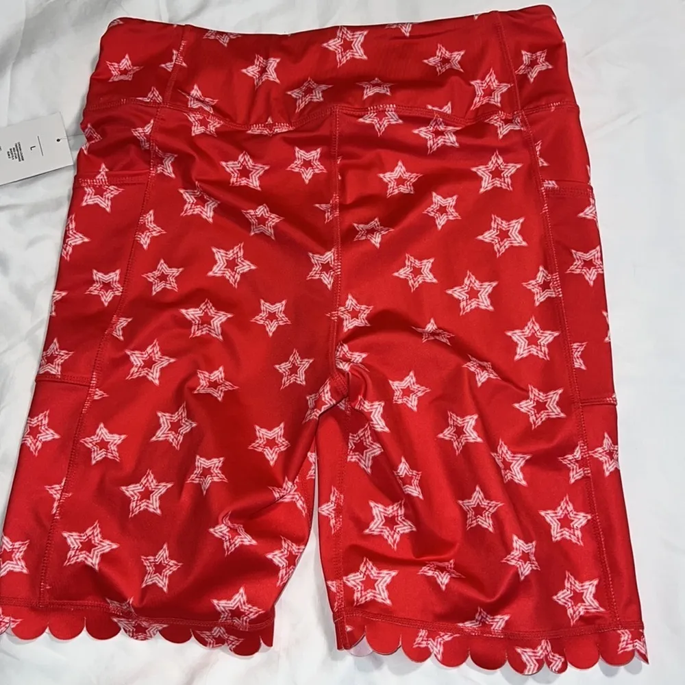 Crown & Ivy lounge shorts scallop edge bike shorts red star design with pockets - Image 11