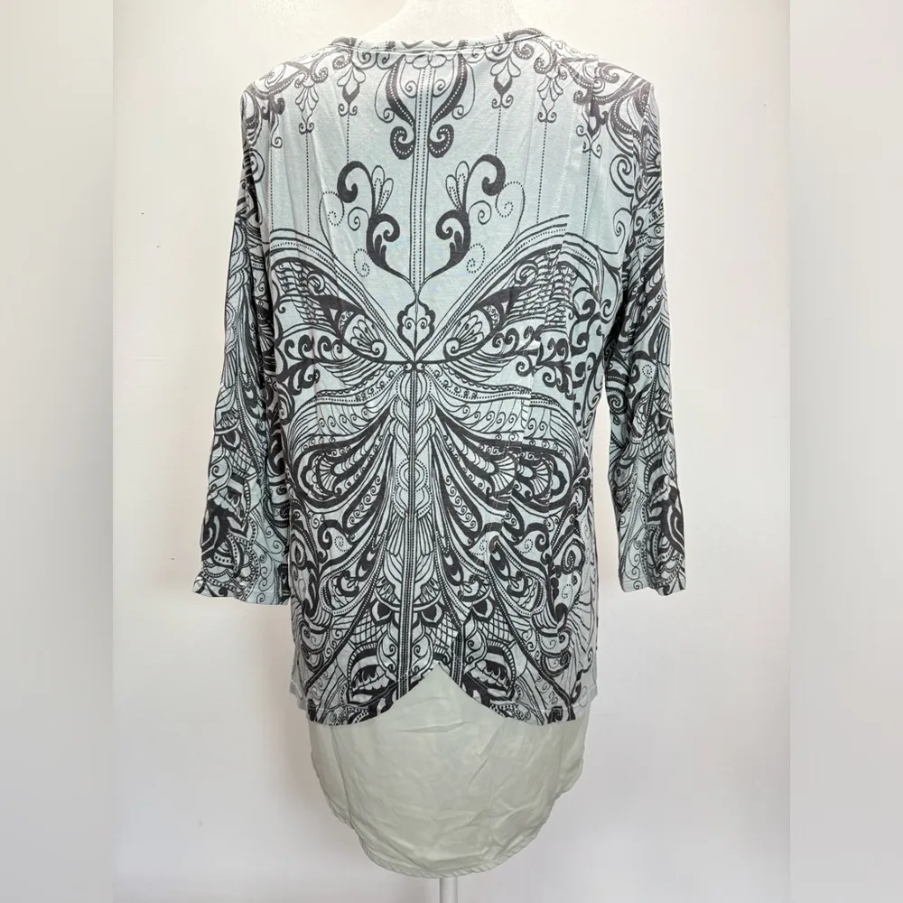 Rose + Olive Pale Sage Green & Black High Low 3/4 Sleeve Boho Top Medium - Image 5