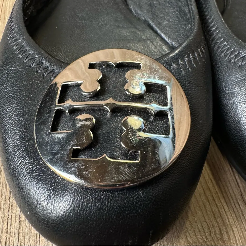 Tory Burch Claire Ballet Flat Black Silver Hardware Size 7.5 capsule minimalist‎ - Image 2