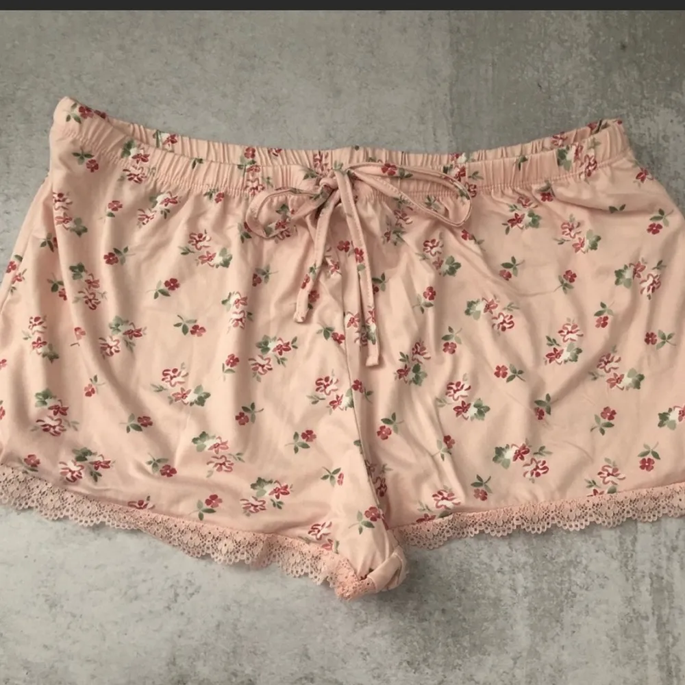 Flora Nikrooz Pink Floral Print Tank Top and Shorts 2 Piece Pajama Set NEW - Image 5