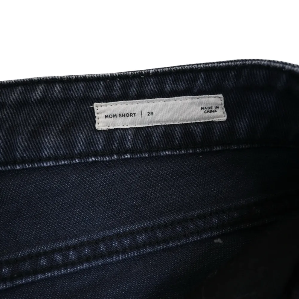 PACSUN Women's 28 Cuffed Denim Mom Short - Image 9