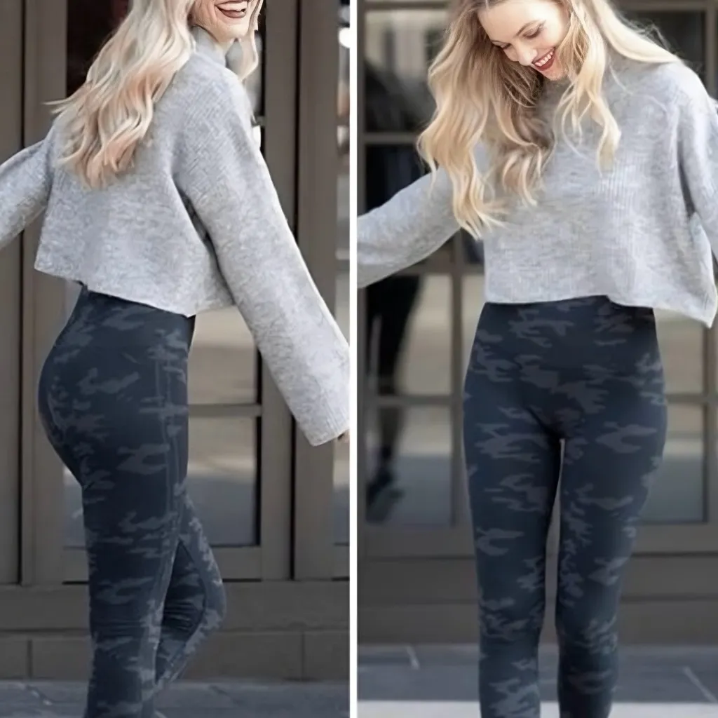 SPANX Look At Me Now Seamless Shapewear Leggings Size Medium New - Image 2