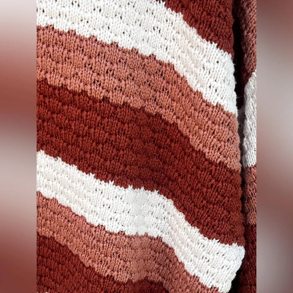 Hollister Textured Crewneck Striped Sweater - Image 9