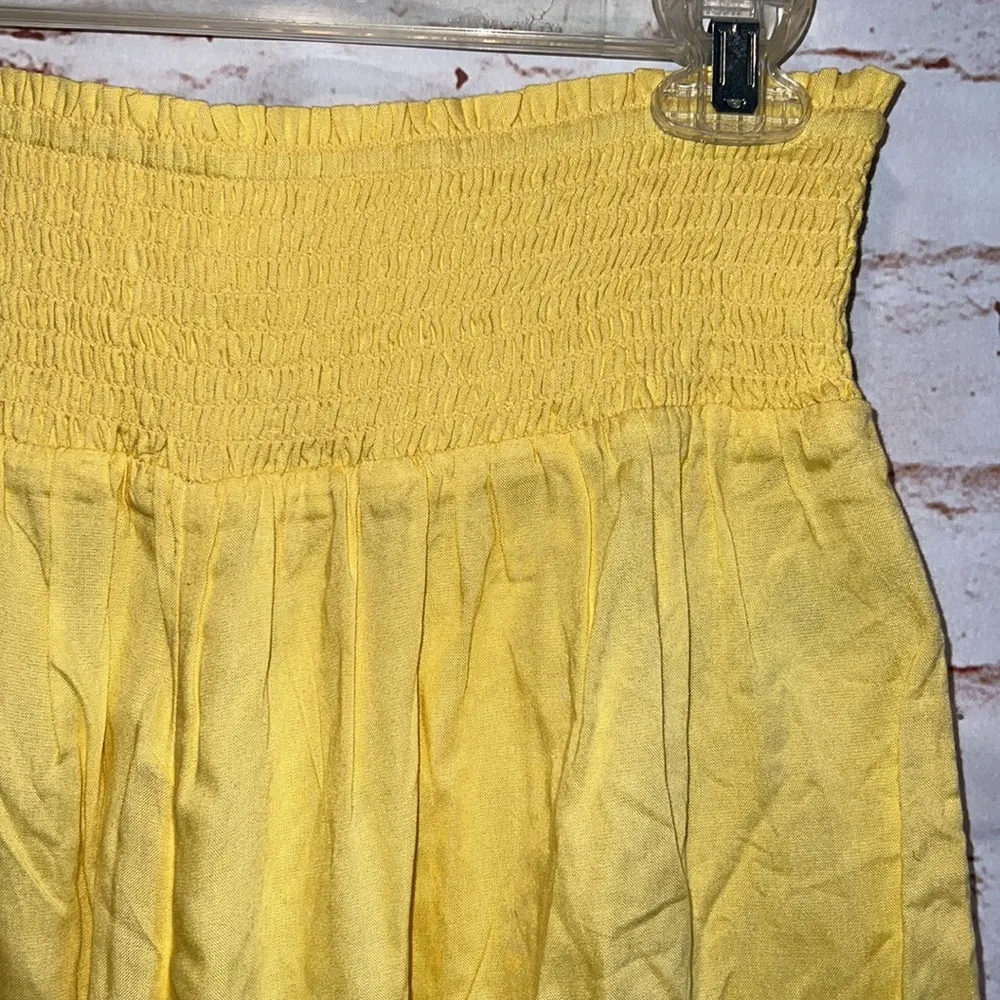 Roxy Endless beauty beach shorts yellow M pull on lightweight stretch - Image 4