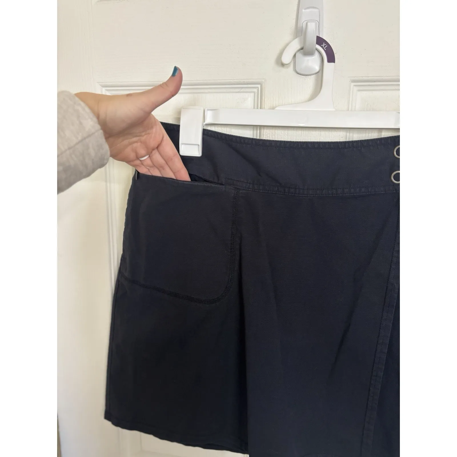 Title Nine Black Ripstop Snap Skirt Size 6 Pickleball Tennis Golf Athletic Skirt - Image 3