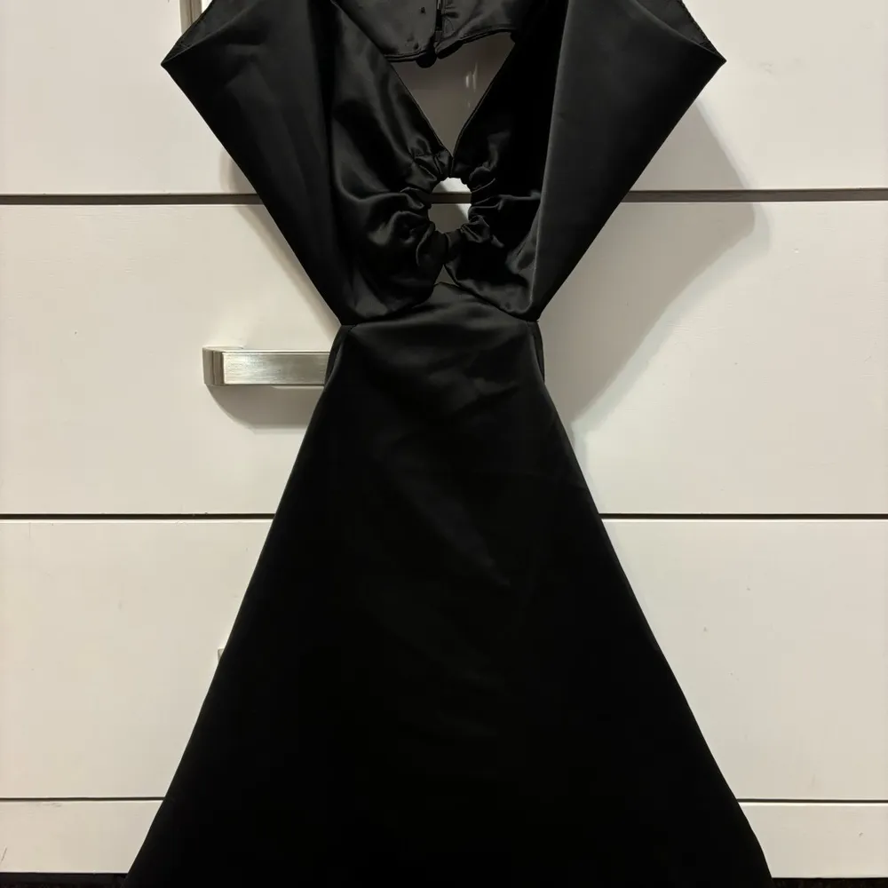 Zara Black Satin Effect Cut Out Mini Dress - Image 3