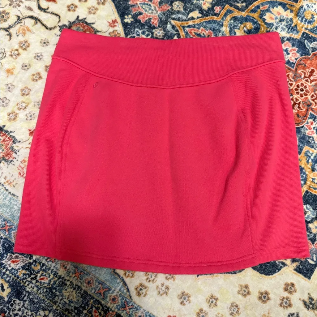 213 Lululemon Scuba High-Rise Glaze Pink Mini Skirt size XL - Image 3