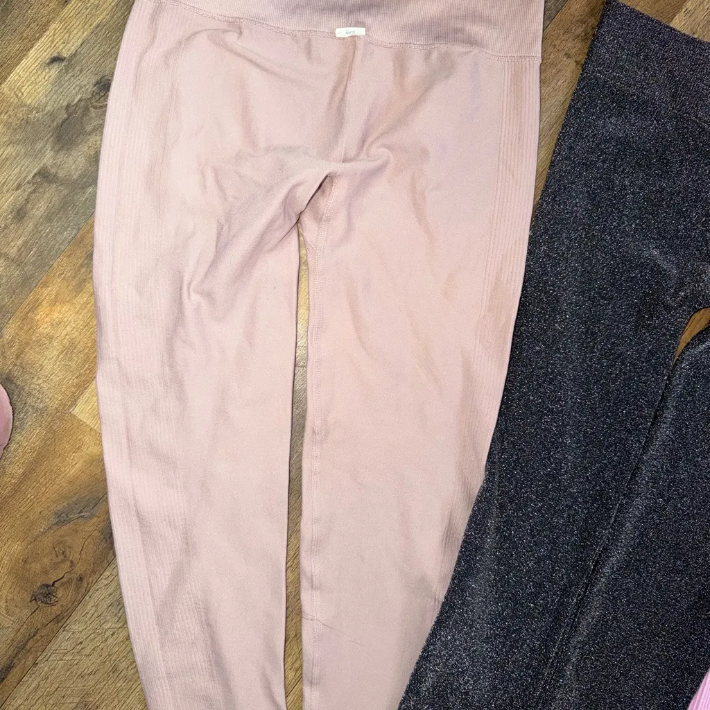 Forever 21 Set of Three Leggings in Pink and Black silver sparkly all new Sz M - Image 4