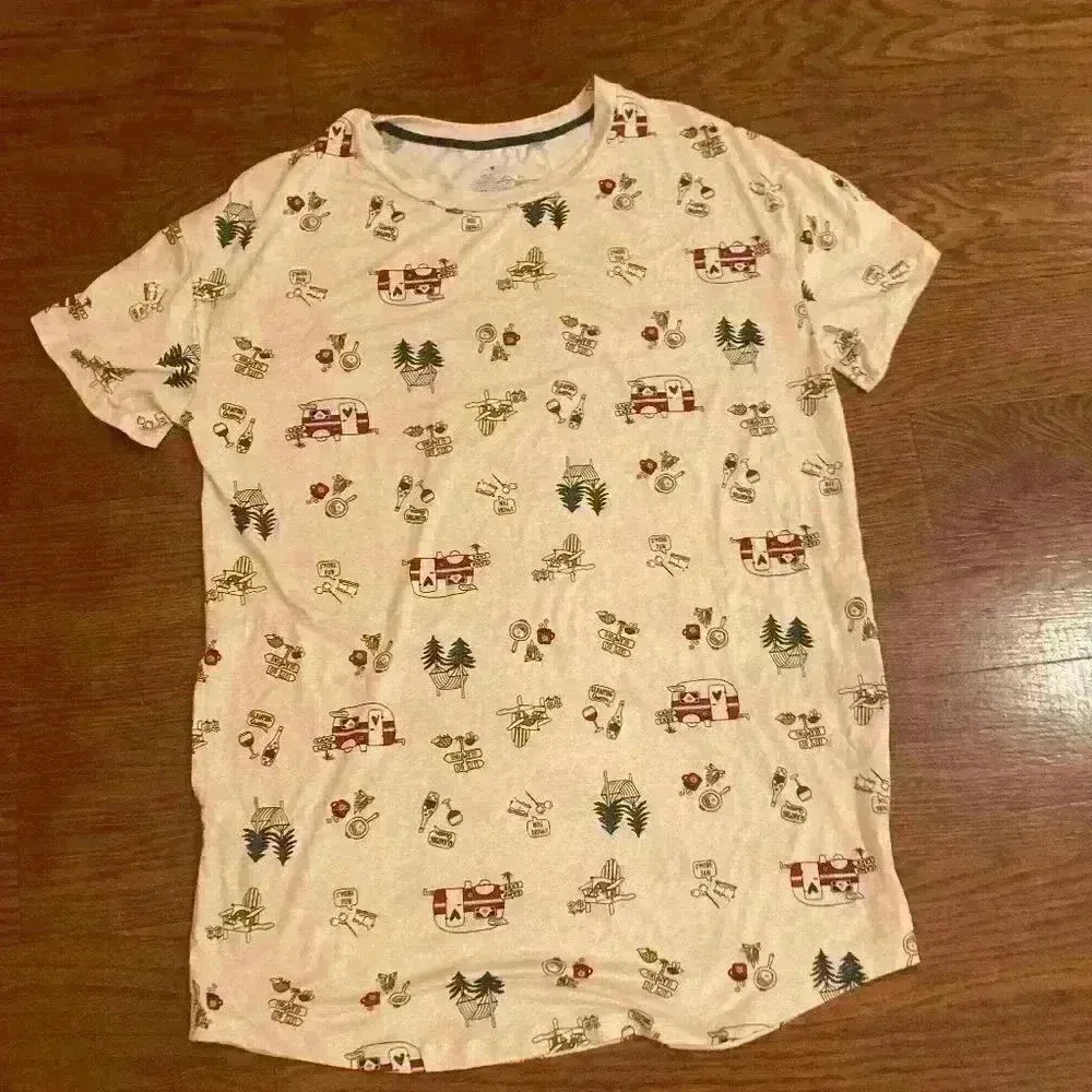 Camping Glamping Women's Oversized Nightgown Sleep Shirt size Large - Image 9