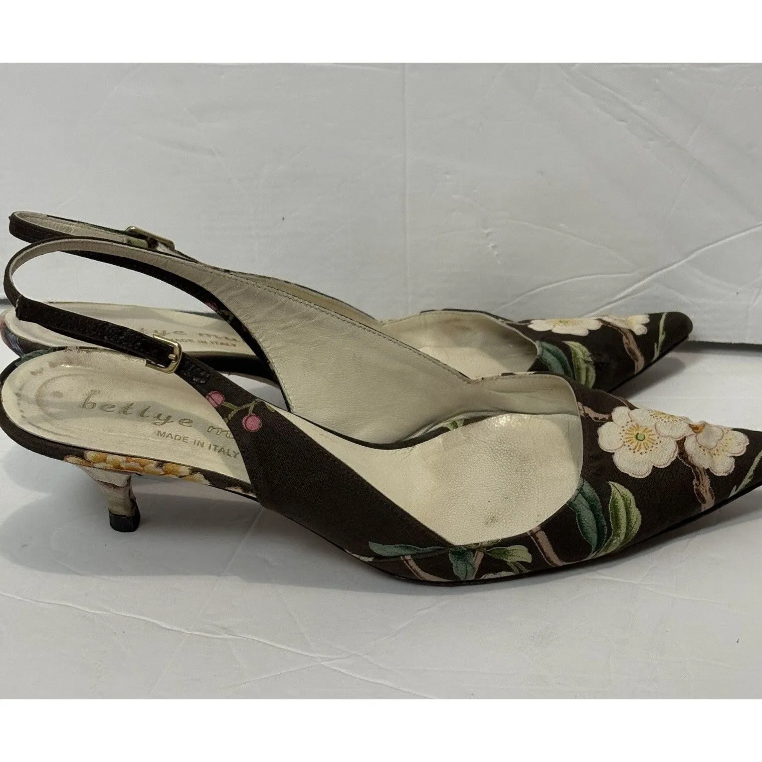 Bettye Muller Slingback Kitten Heels Point Toe Size 36.5 US 6 Floral Brown Italy - Image 2