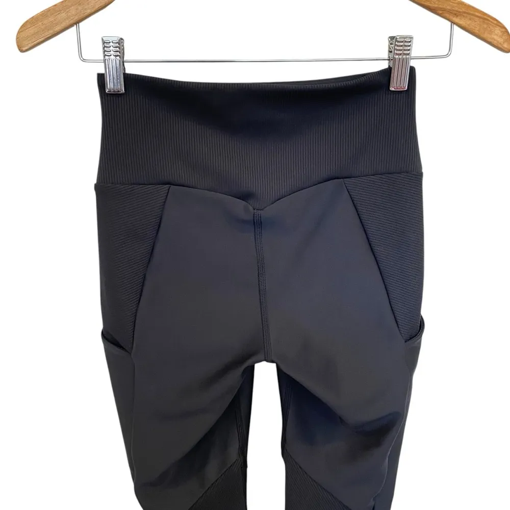 ALO Yoga Ribbed Airlift Enchanted Leggings High Waisted 7/8 Pockets Black - Image 9