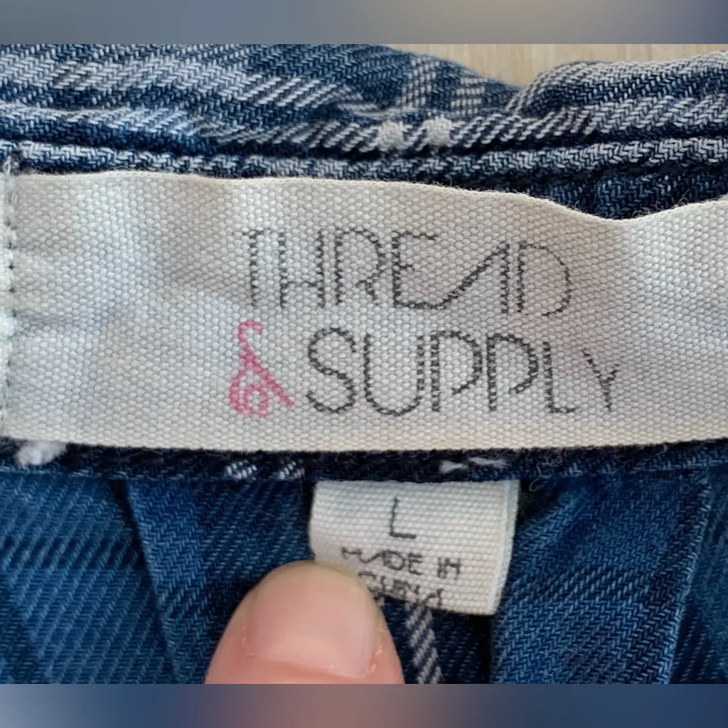 Thread & Supply Shirt Womens Lg Blue Plaid Roll Tab Button Up Grunge Casual - Image 4